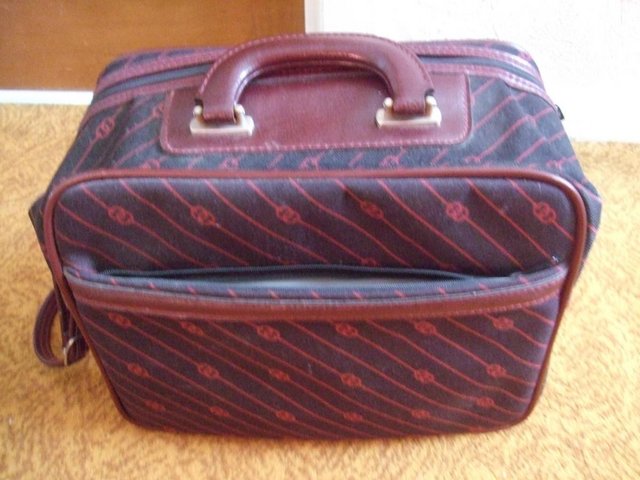 Image 2 of Hand Holdall with Shoulder Strap