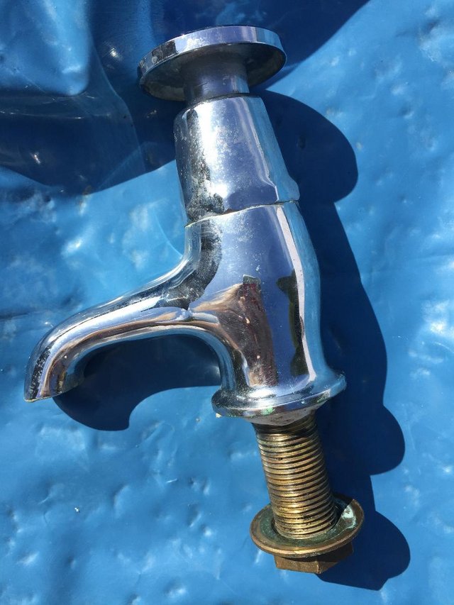 Image 2 of Pegler Yorkshire Self Closing Water Tap Pair (hot and cold)