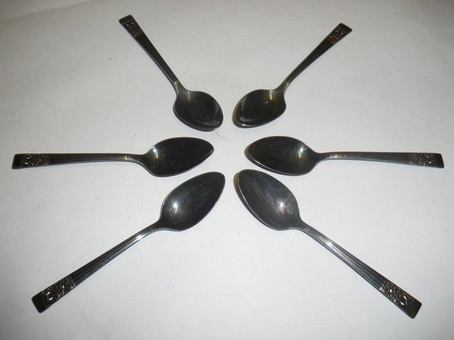 Preview of the first image of 6 Vintage Oneida Coronation Pattern Silver Plated Teaspoons.