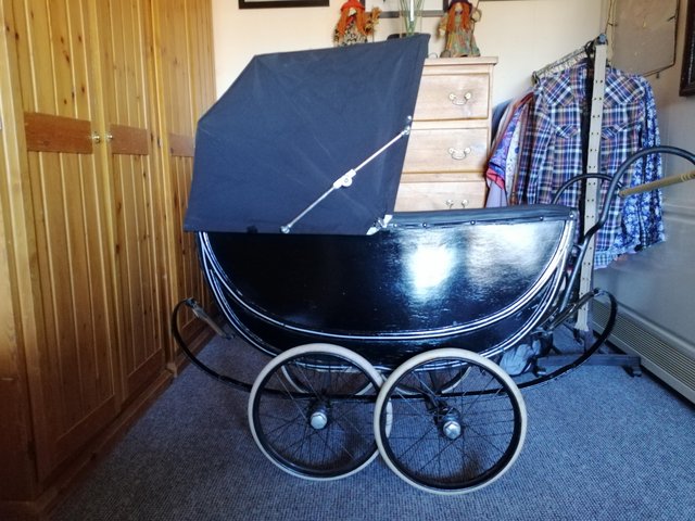 Preview of the first image of Millson pram.