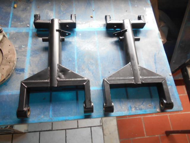 Preview of the first image of Rear lower suspension arms Maserati Kyalami-Qpt s3.