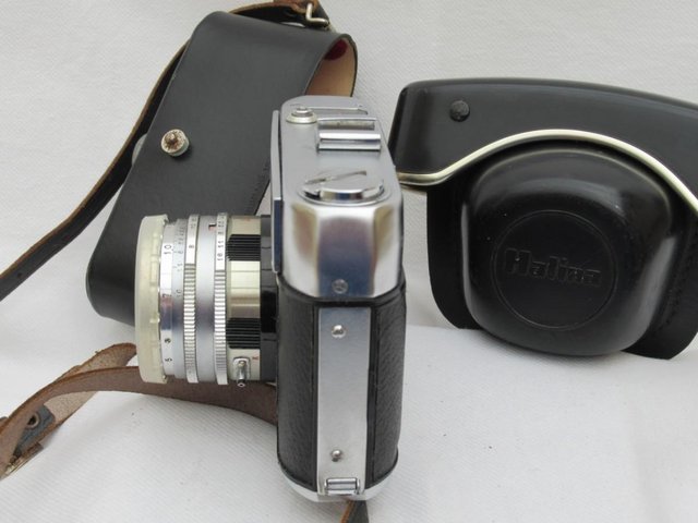 Image 2 of Halina Paulette Electric 35mm Camera