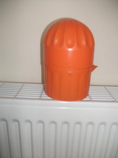 Preview of the first image of VINTAGE/RETRO JAFFA JUICER.
