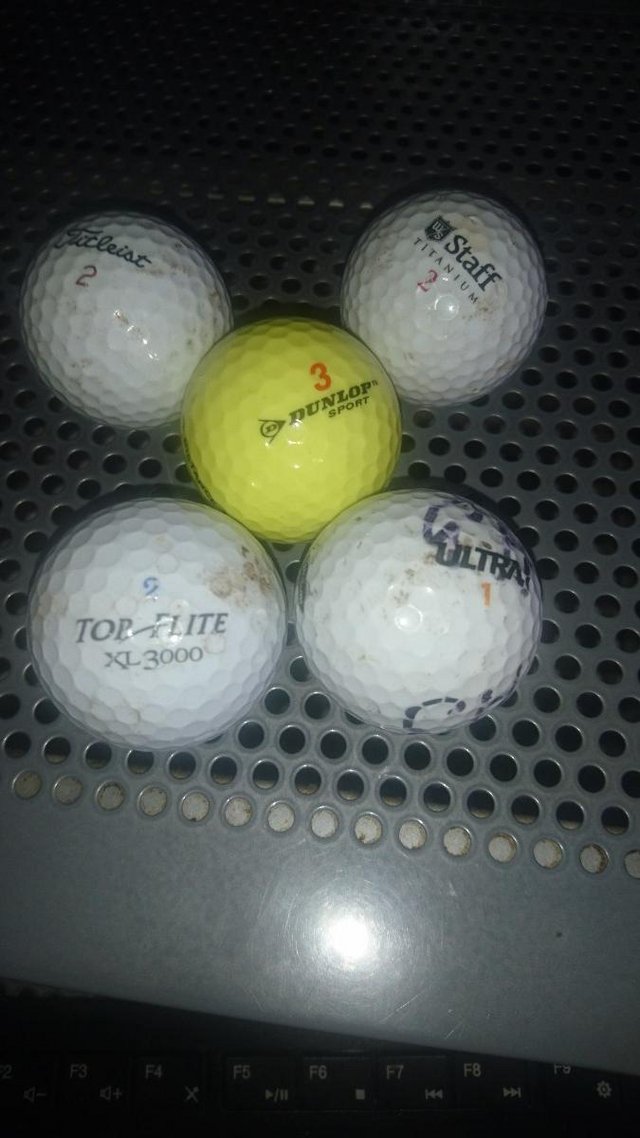 Preview of the first image of Golf Balls..