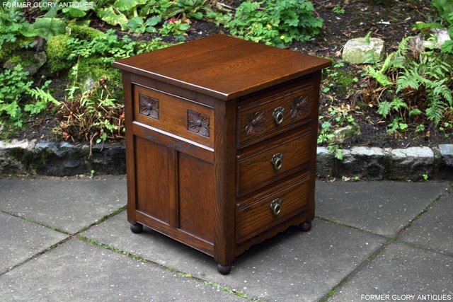 Image 2 of OLD CHARM LIGHT OAK CHEST OF DRAWERS BEDSIDE CABINET TABLE