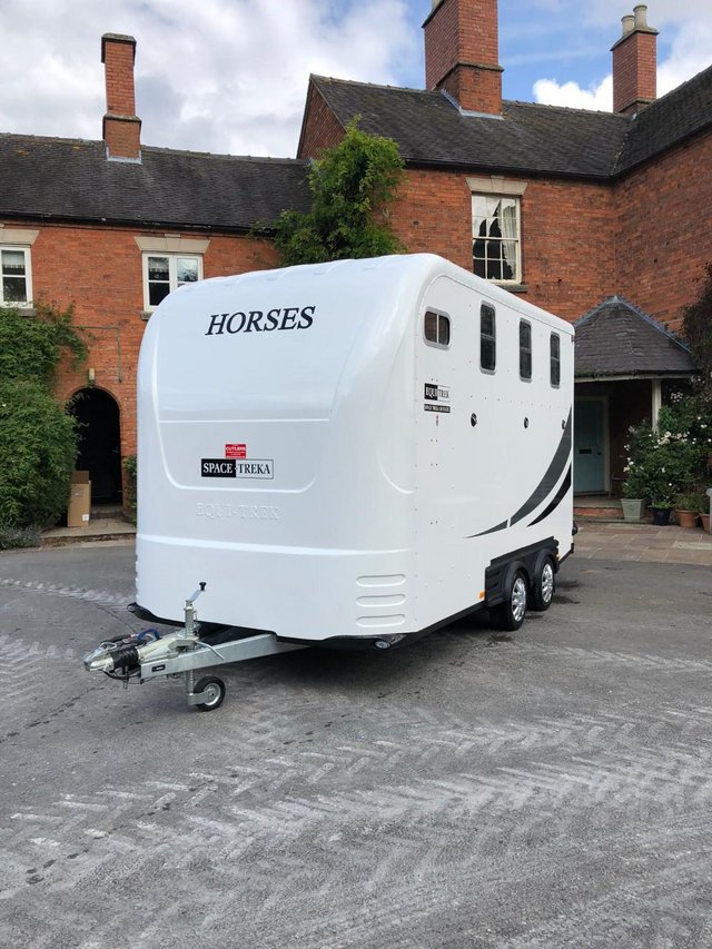 Preview of the first image of Equi-Trek Space-Treka 3 Excel 2022 *Brand New Horse Trailer.