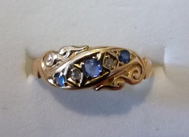 Preview of the first image of ANTIQUE RING 18ct GOLD SAPPHIRE DIAMOND Chester Hallmark1.7g.