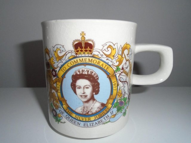 Preview of the first image of 1977 Queen Elizabeth II Silver Jubilee Commemorative Mug.