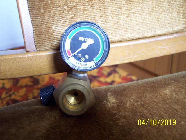 Image 3 of butane gaslow gauge Compact 182 regulator