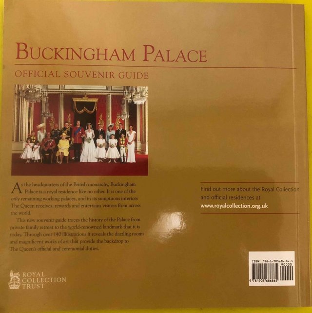 Image 2 of Buckingham Palace Souvenir Guide 2018