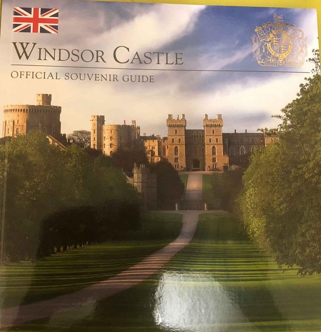 Preview of the first image of Windsor Castle Souvenir Guide 2018.