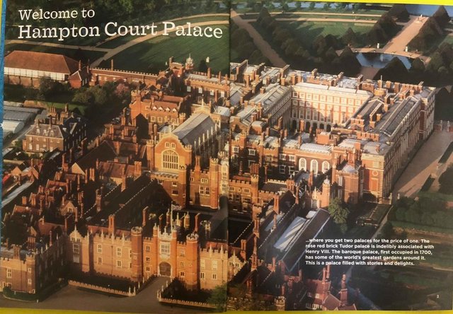 Image 3 of Hampton Court Palace Souvenir Guide 2018
