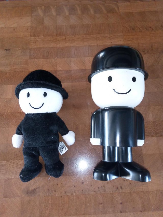 Preview of the first image of Homepride FRED flour sifter and bean toy.