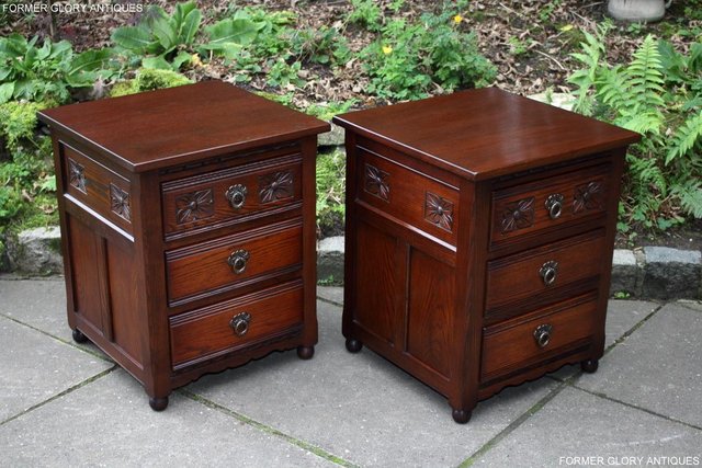 Image 7 of A PAIR OF OLD CHARM OAK BEDSIDE CABINETS LAMP TABLES DRAWERS