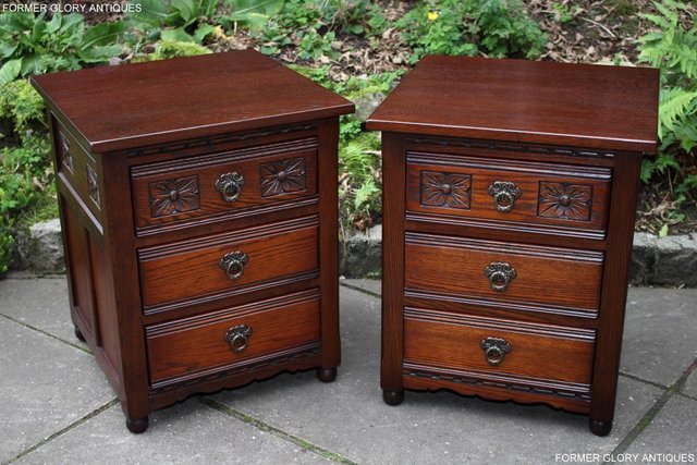 Image 11 of A PAIR OF OLD CHARM OAK BEDSIDE CABINETS LAMP TABLES DRAWERS