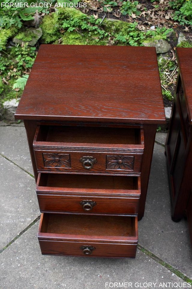 Image 21 of A PAIR OF OLD CHARM OAK BEDSIDE CABINETS LAMP TABLES DRAWERS