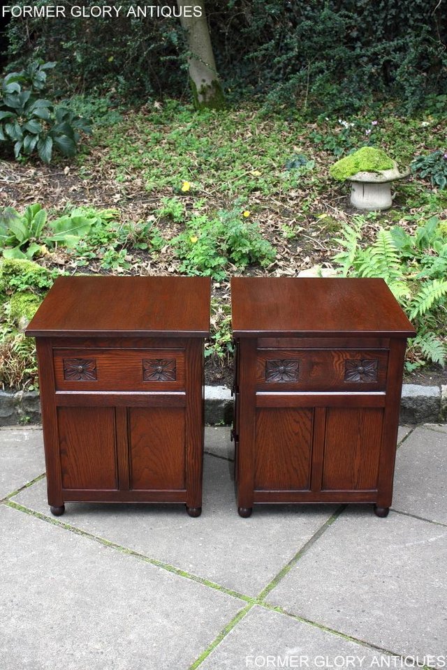 Image 29 of A PAIR OF OLD CHARM OAK BEDSIDE CABINETS LAMP TABLES DRAWERS