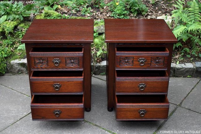 Image 33 of A PAIR OF OLD CHARM OAK BEDSIDE CABINETS LAMP TABLES DRAWERS