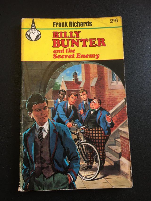 Image 3 of Assorted Billy Bunter paperback books
