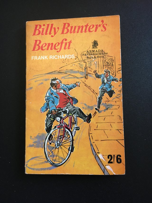 Image 6 of Assorted Billy Bunter paperback books
