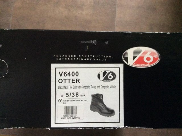 Image 3 of V6 Powerwear black safety boots