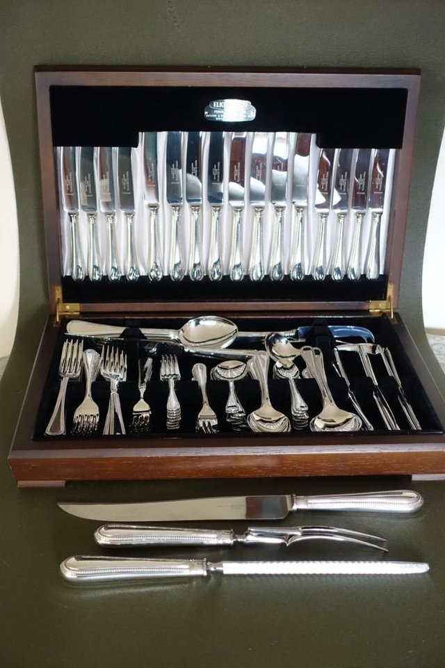 Image 3 of 107 piece Sheffield Silver Cutlery Canteen of 8 places