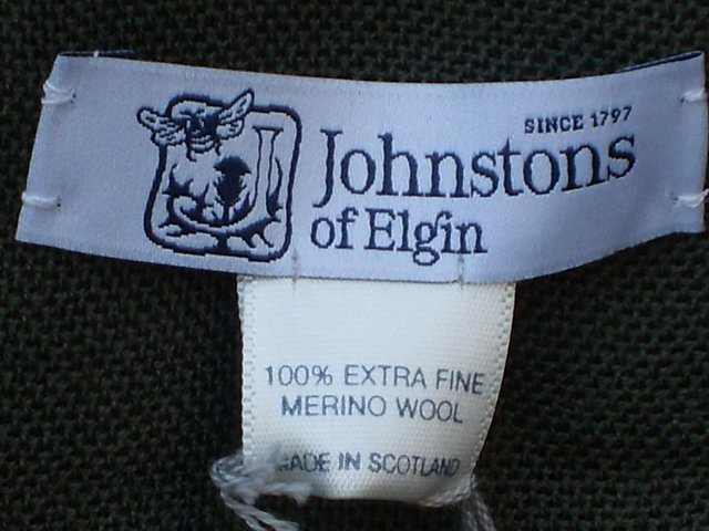 Image 6 of JOHNSTON OF ELGIN Extra Fine Merino Wool Scarf NEW!