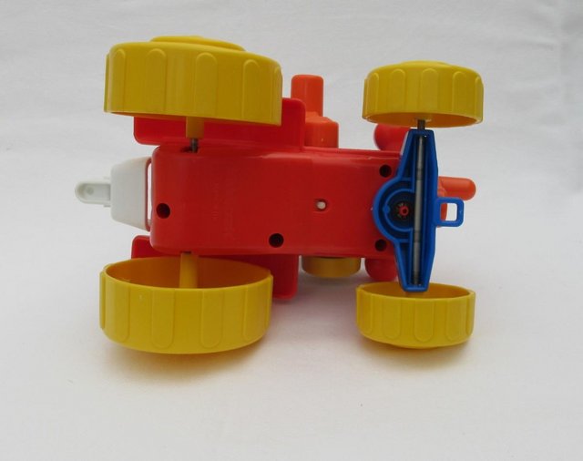 Image 3 of Kiddicraft Action Tractor – Vintage