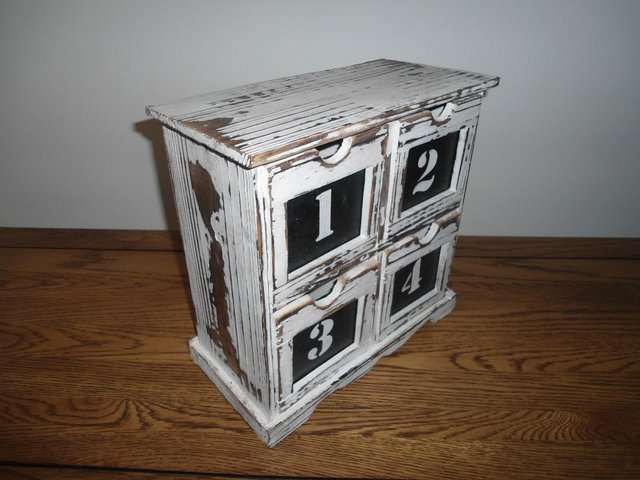 Image 3 of Storage drawer set .. Small.