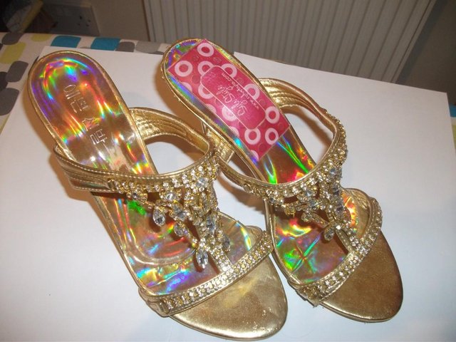 Preview of the first image of DIAMANTE SANDALS.