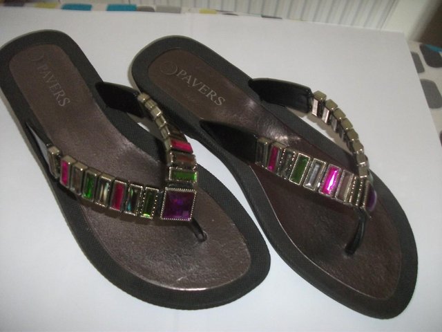 Preview of the first image of PAVER SANDALS.