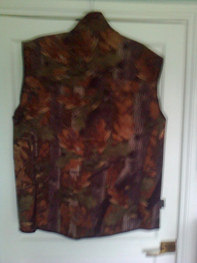 Image 2 of Jack Pyke, New, Camouflage Gilet, XXLarge, 2 zipped side poc