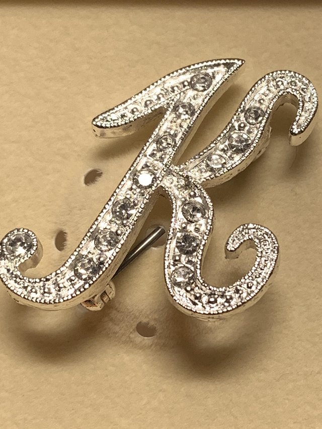 Preview of the first image of Buckingham K Diamanté broach Inc P&P..