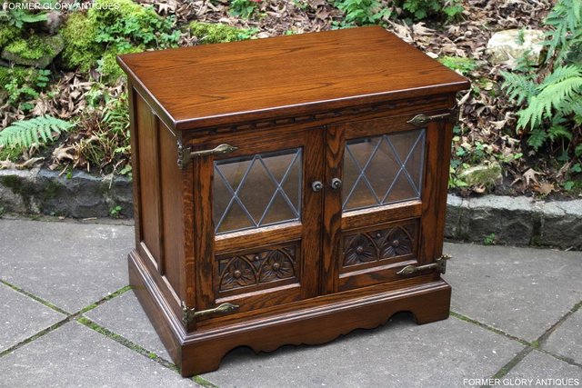 Image 3 of AN OLD CHARM LIGHT OAK TV DVD MEDIA CABINET STAND TABLE UNIT