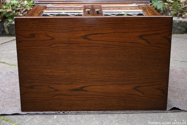 Image 8 of AN OLD CHARM LIGHT OAK TV DVD MEDIA CABINET STAND TABLE UNIT