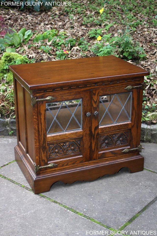 Image 9 of AN OLD CHARM LIGHT OAK TV DVD MEDIA CABINET STAND TABLE UNIT