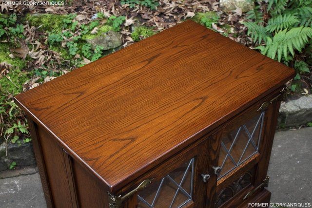 Image 19 of AN OLD CHARM LIGHT OAK TV DVD MEDIA CABINET STAND TABLE UNIT
