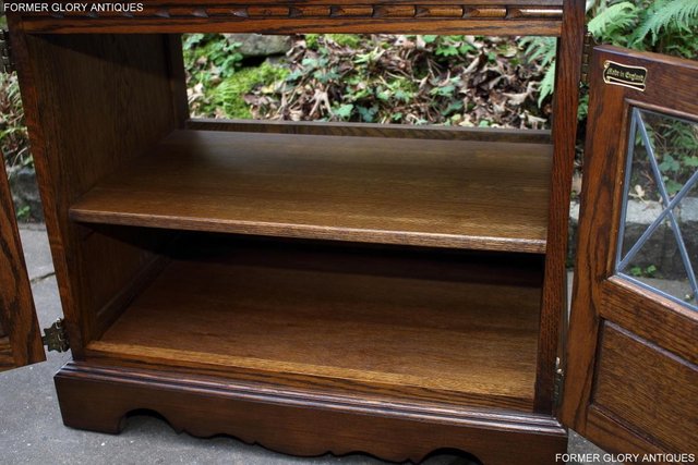 Image 33 of AN OLD CHARM LIGHT OAK TV DVD MEDIA CABINET STAND TABLE UNIT