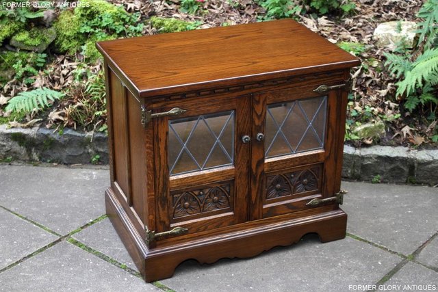 Image 42 of AN OLD CHARM LIGHT OAK TV DVD MEDIA CABINET STAND TABLE UNIT