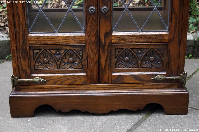 Image 44 of AN OLD CHARM LIGHT OAK TV DVD MEDIA CABINET STAND TABLE UNIT