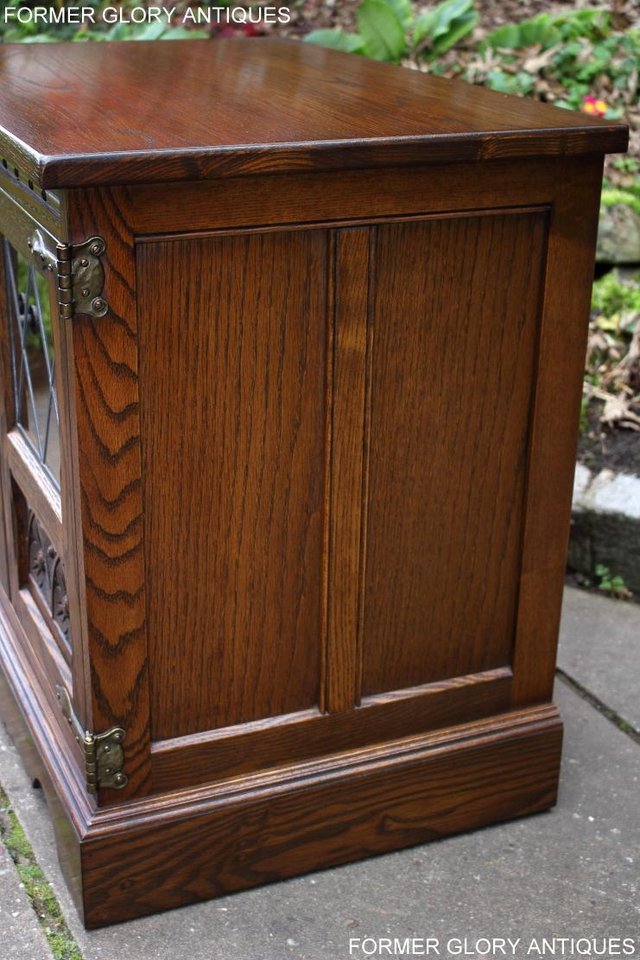 Image 64 of AN OLD CHARM LIGHT OAK TV DVD MEDIA CABINET STAND TABLE UNIT