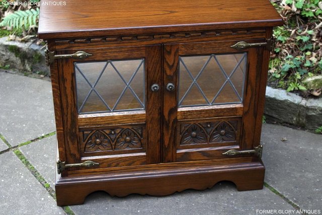 Image 68 of AN OLD CHARM LIGHT OAK TV DVD MEDIA CABINET STAND TABLE UNIT