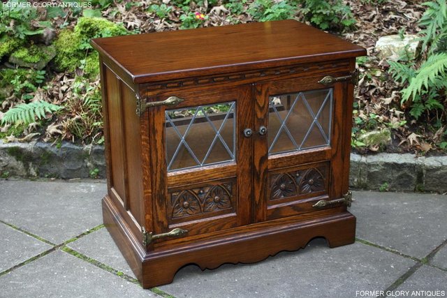 Image 70 of AN OLD CHARM LIGHT OAK TV DVD MEDIA CABINET STAND TABLE UNIT