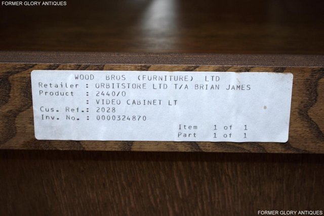 Image 72 of AN OLD CHARM LIGHT OAK TV DVD MEDIA CABINET STAND TABLE UNIT