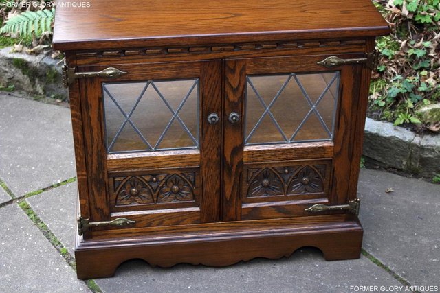 Image 79 of AN OLD CHARM LIGHT OAK TV DVD MEDIA CABINET STAND TABLE UNIT
