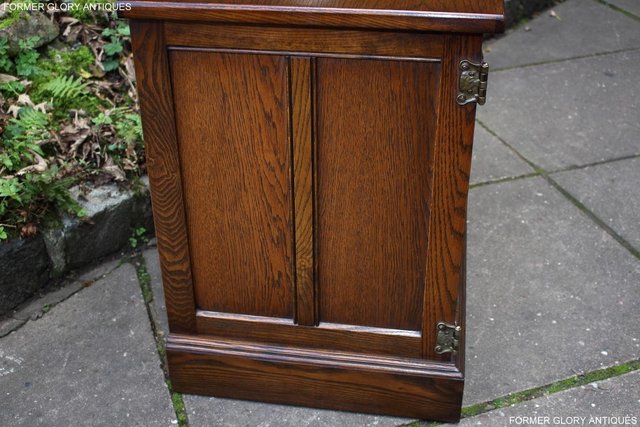 Image 82 of AN OLD CHARM LIGHT OAK TV DVD MEDIA CABINET STAND TABLE UNIT