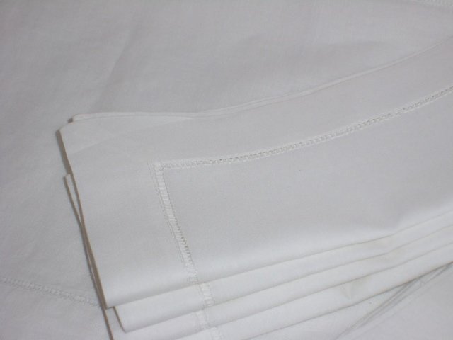Image 4 of Set 8 White Linen Placemats & Napkins NEW!