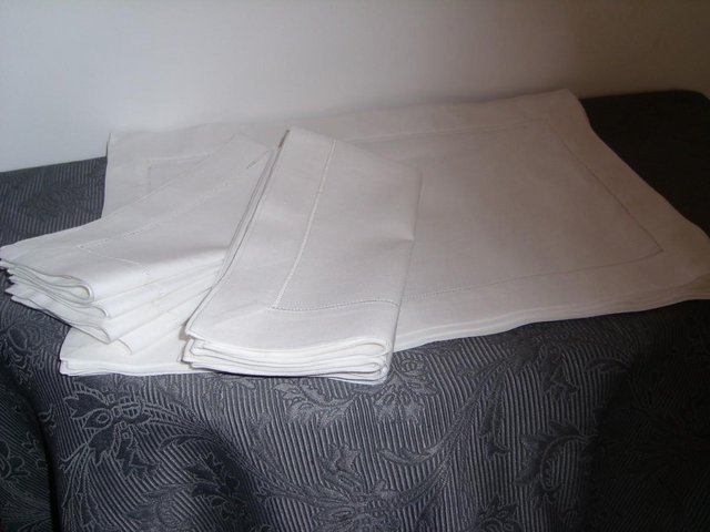 Image 5 of Set 8 White Linen Placemats & Napkins NEW!