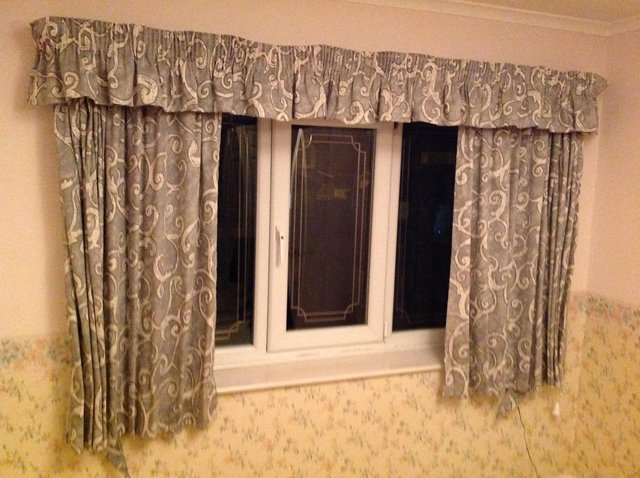 Image 3 of CURTAINS WITH PELMET