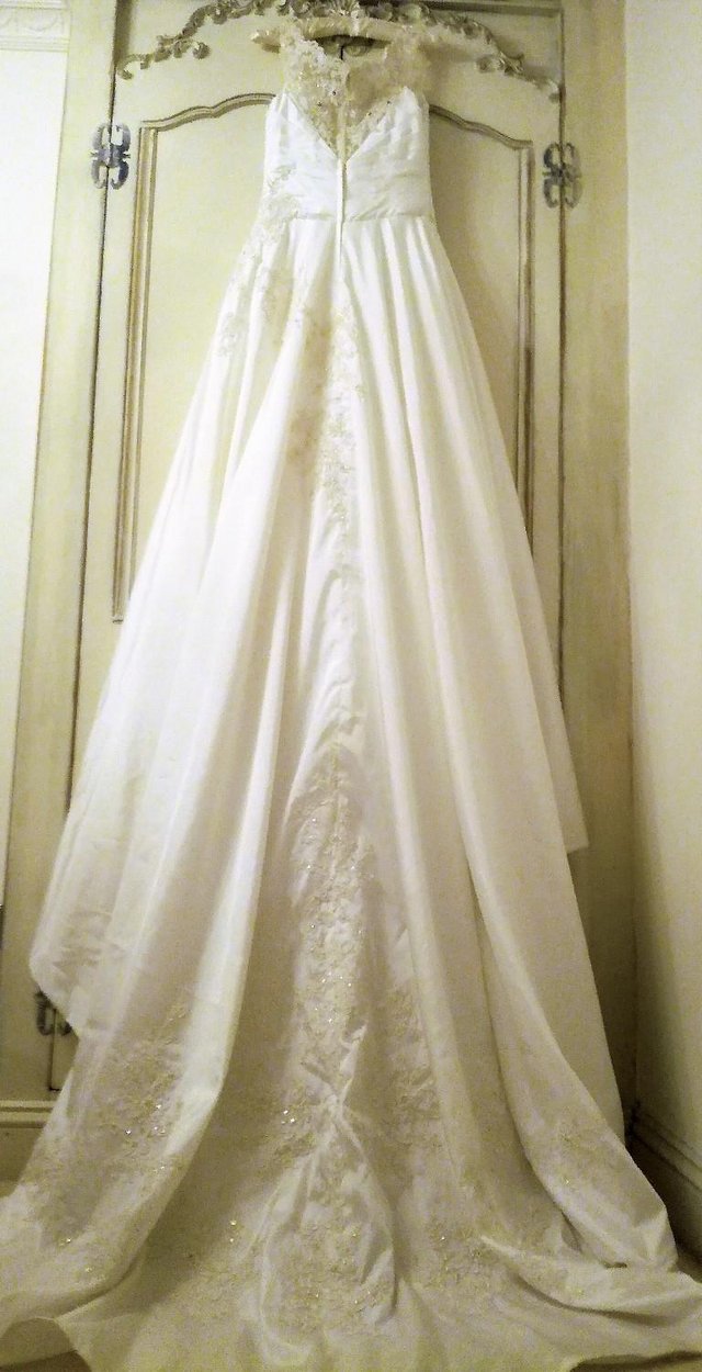 Image 3 of BRIDE FOREVER INTERNATIONAL Wedding Pearl Diamante Satin